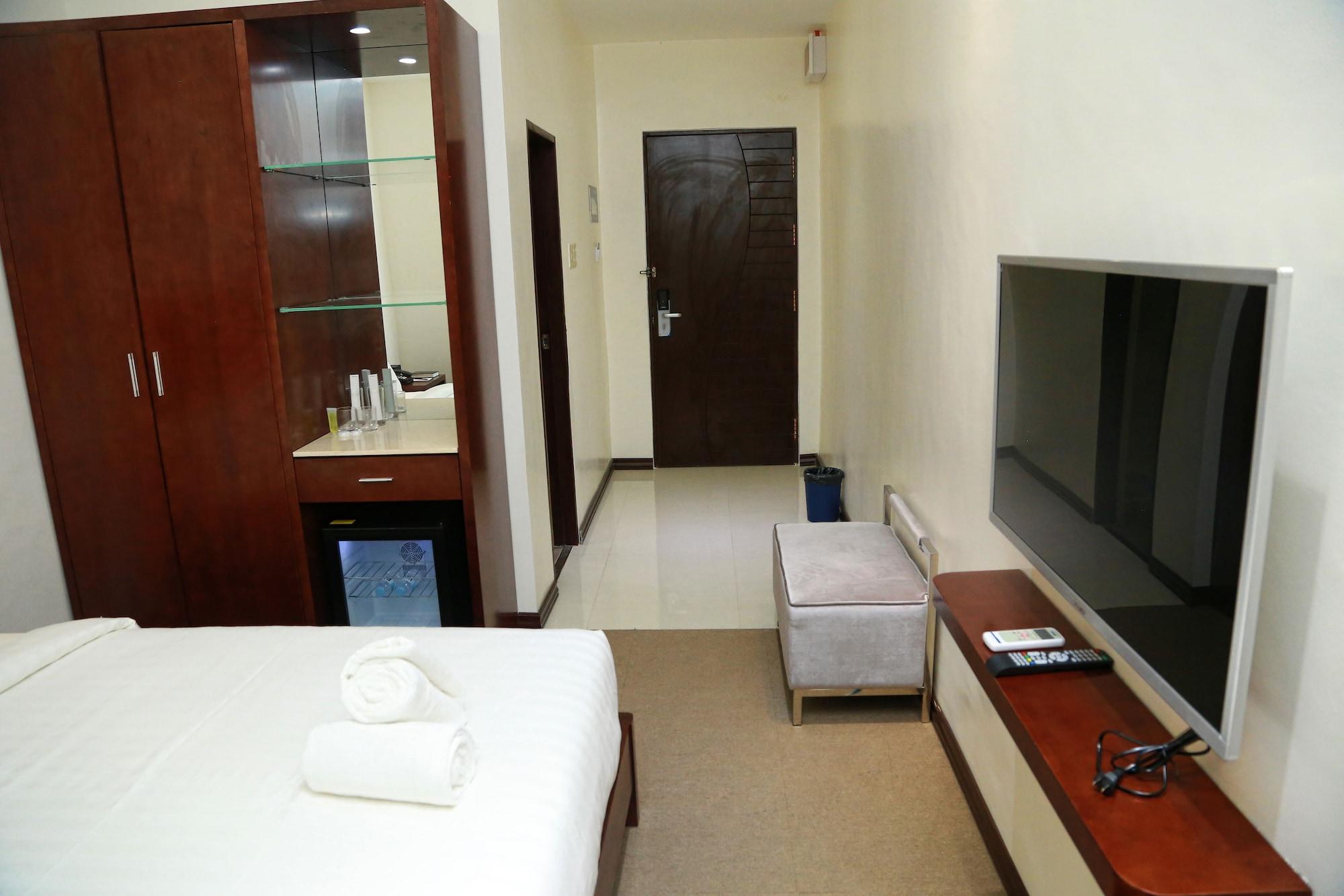 Big Hotel Cebu Extérieur photo
