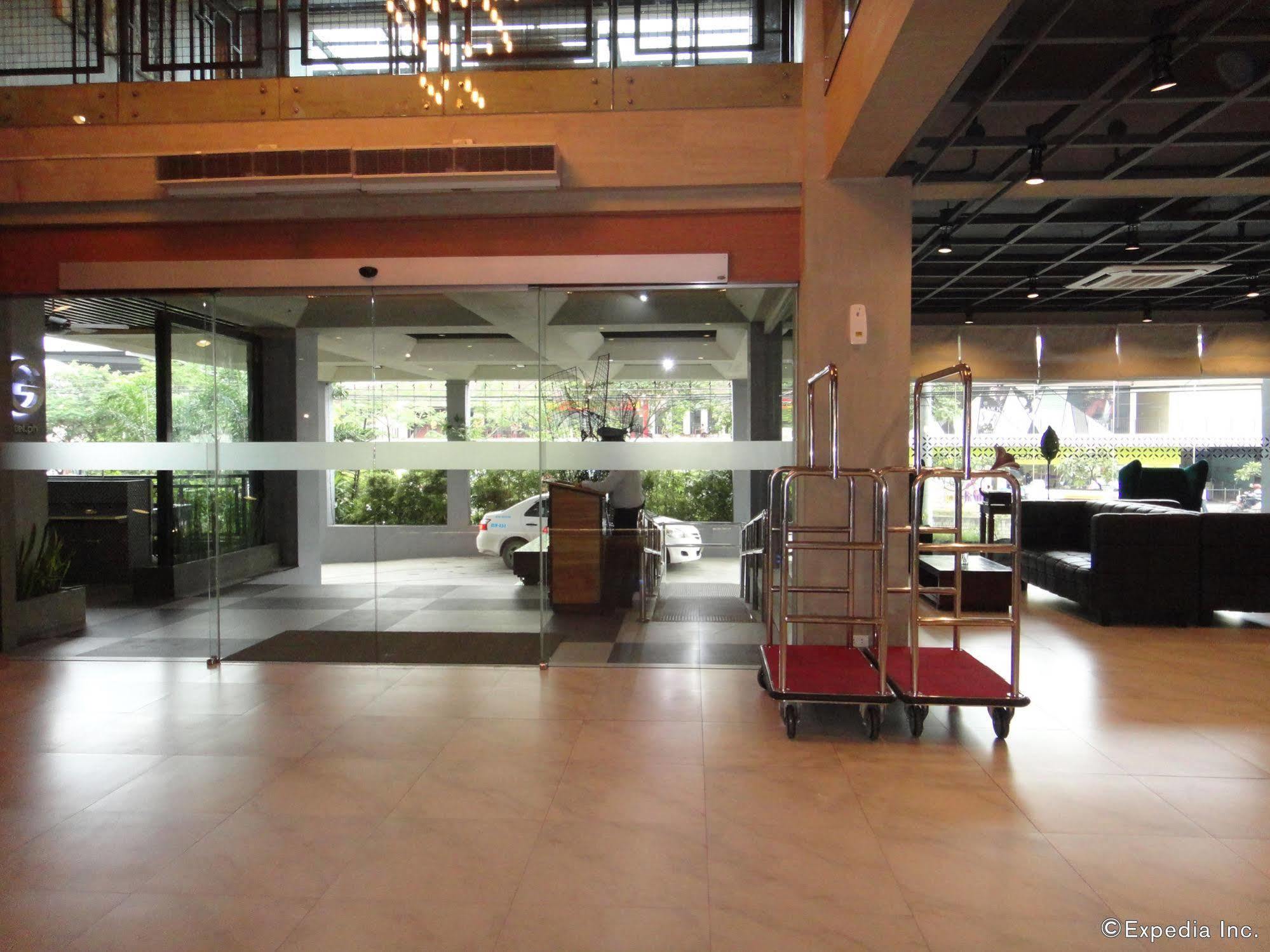 Big Hotel Cebu Extérieur photo