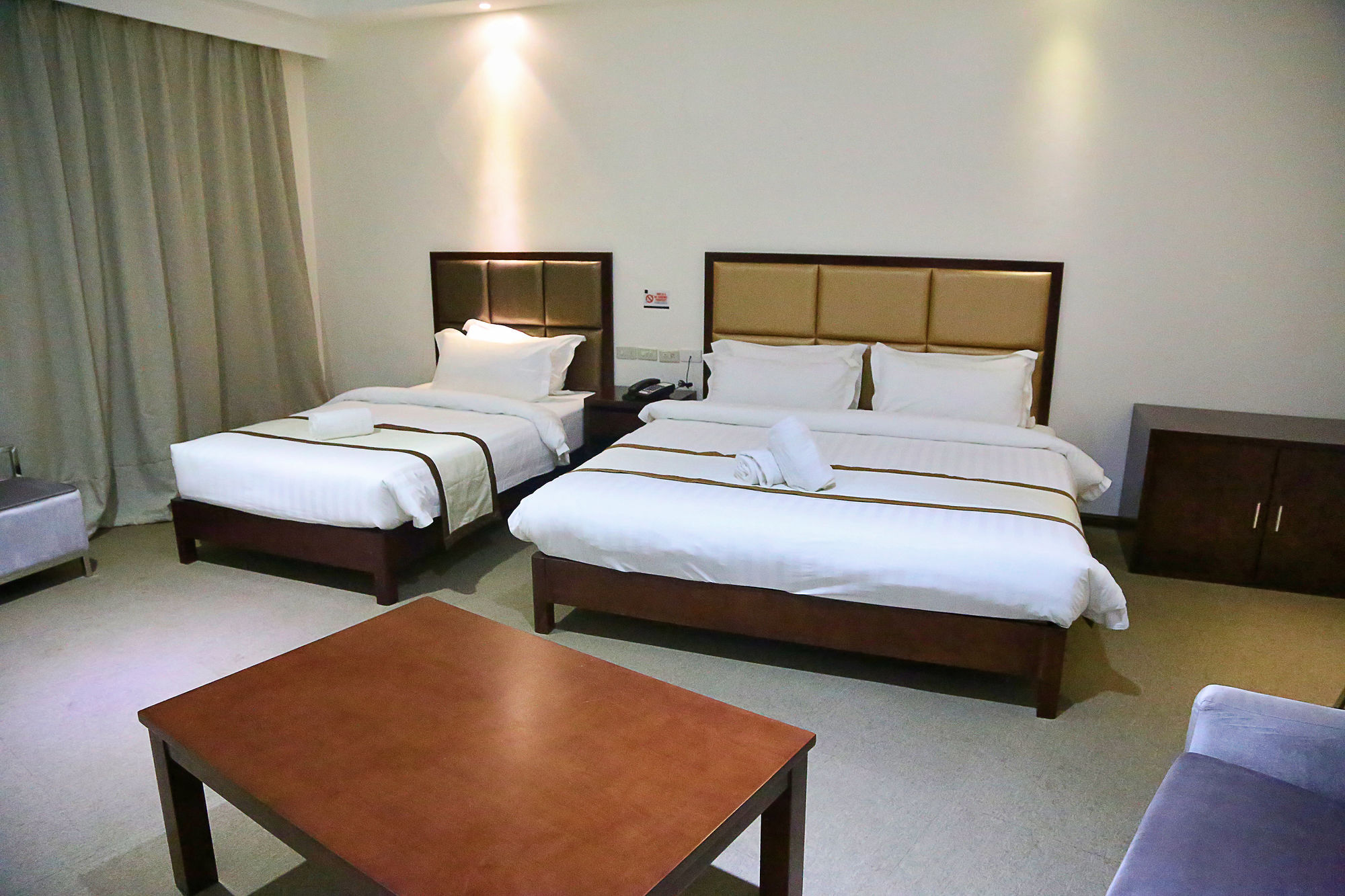 Big Hotel Cebu Extérieur photo