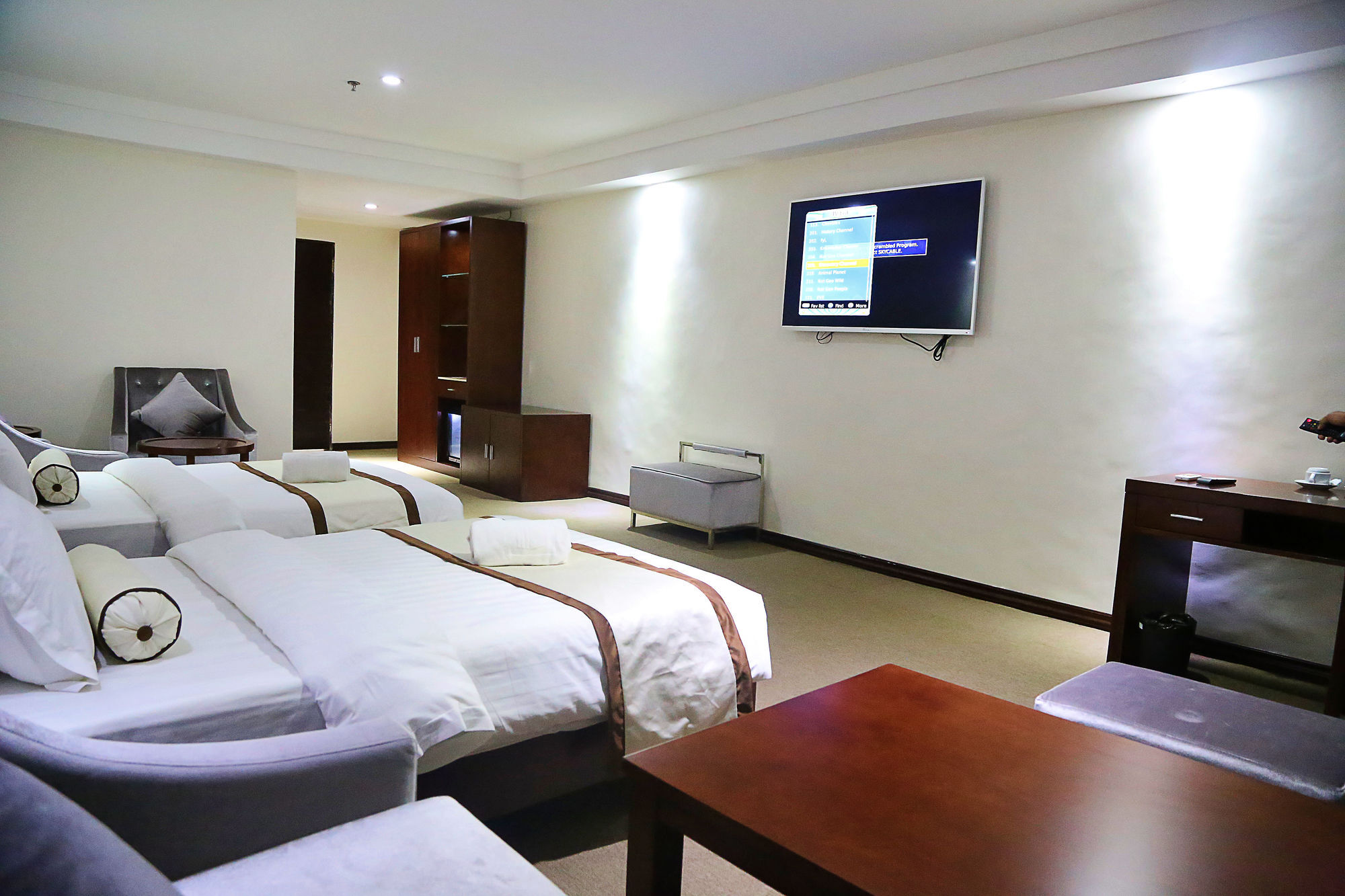 Big Hotel Cebu Extérieur photo